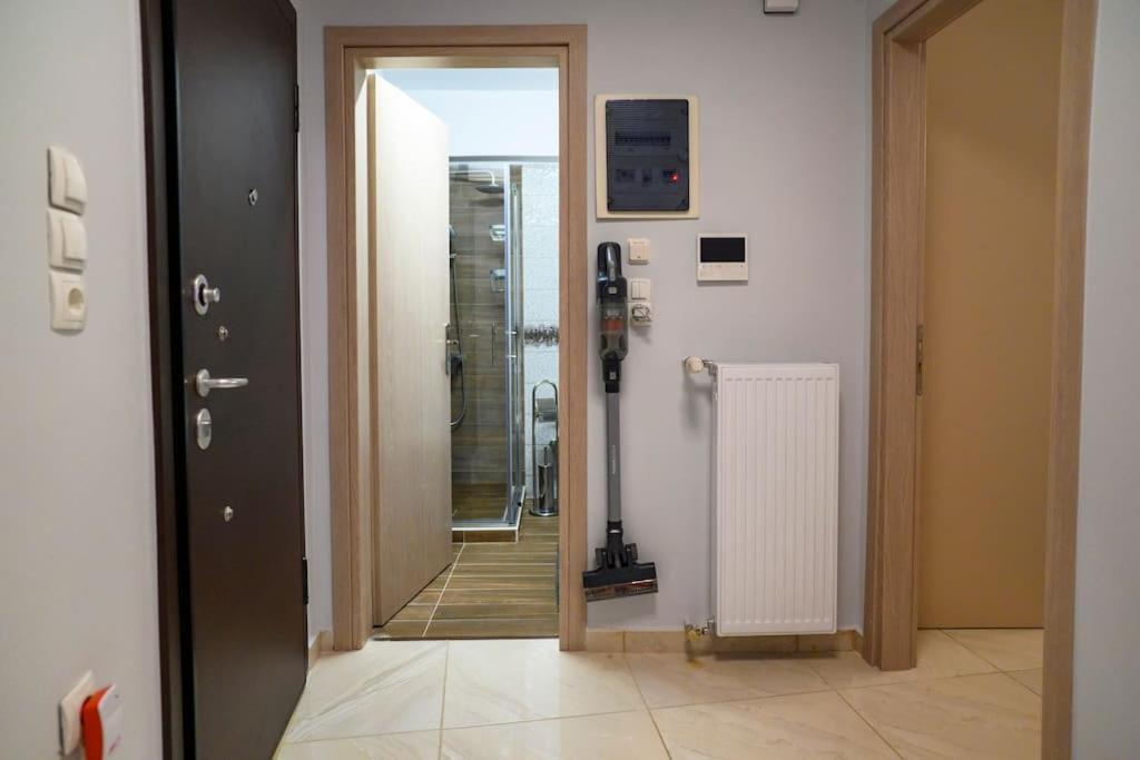 Fresh Spicy 1Bd Amusement Arcade Appartement Athene Buitenkant foto
